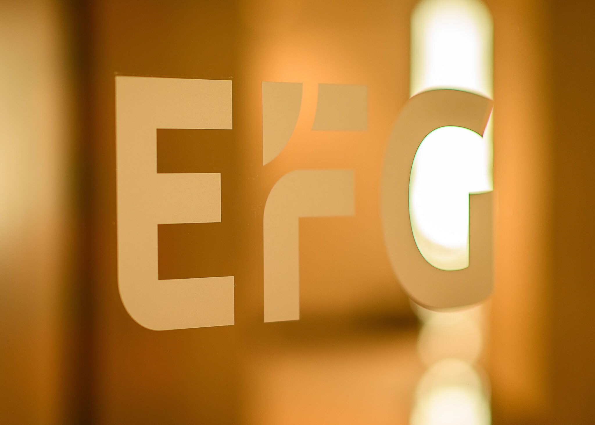 EFG International annonce des r&eacute;sultats financiers record pour 2024 et une acquisition strat&eacute;gique