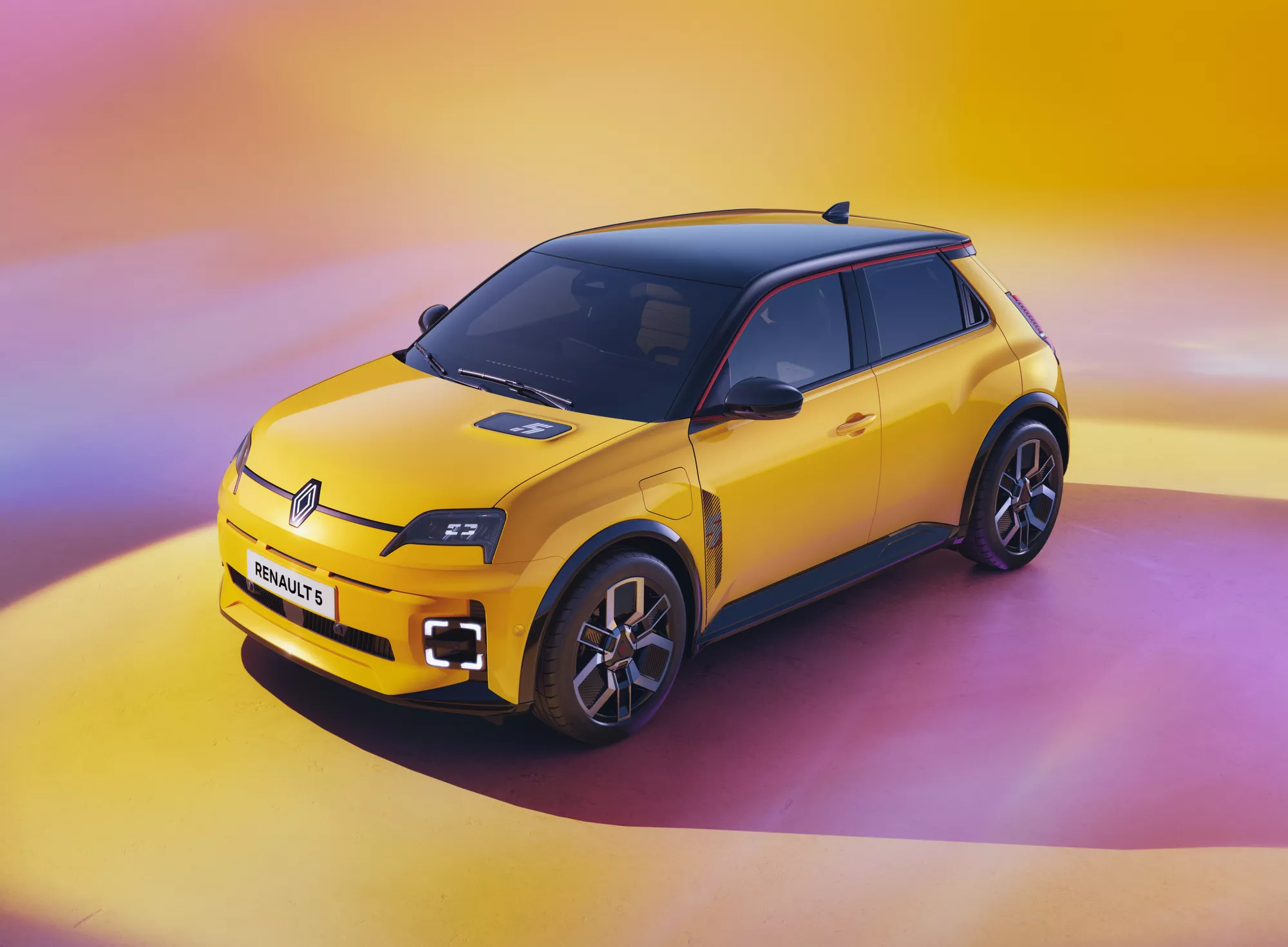 Voitures &eacute;lectriques : hausse du bonus &agrave; l&rsquo;achat et retour du leasing social en septembre